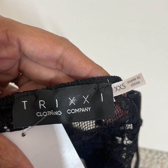 Trixxi black lace bodysuit - Picture 6 of 6